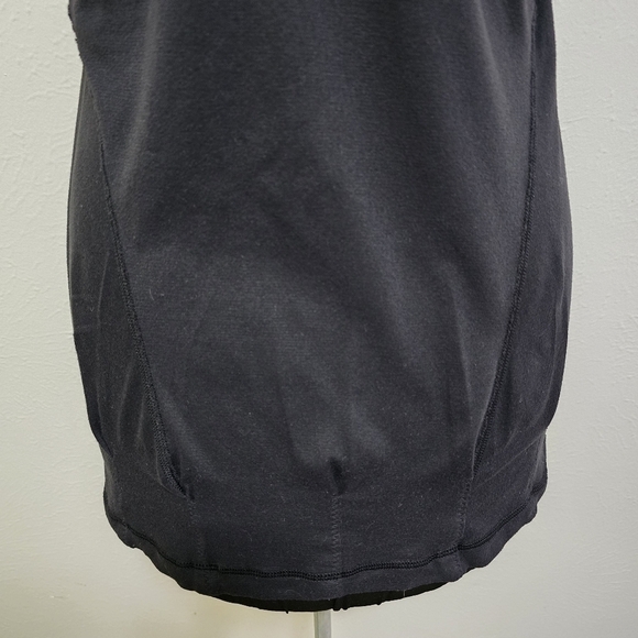 Lululemon Practice Freely Tank - Picture 15 of 16